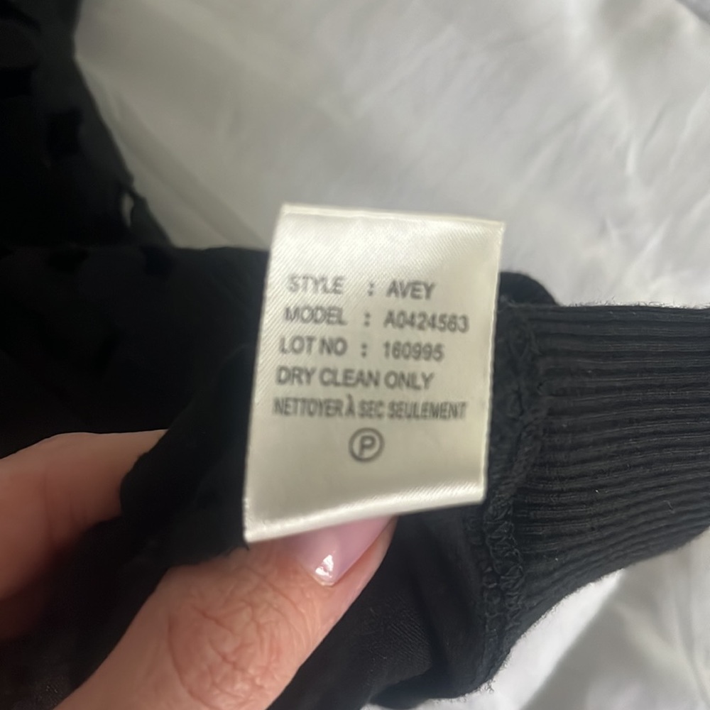 Theory Avery Cardigan NWT - Picture 6 of 7